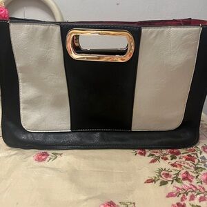 Rebecca & Rifka womens purse in excellent condition
